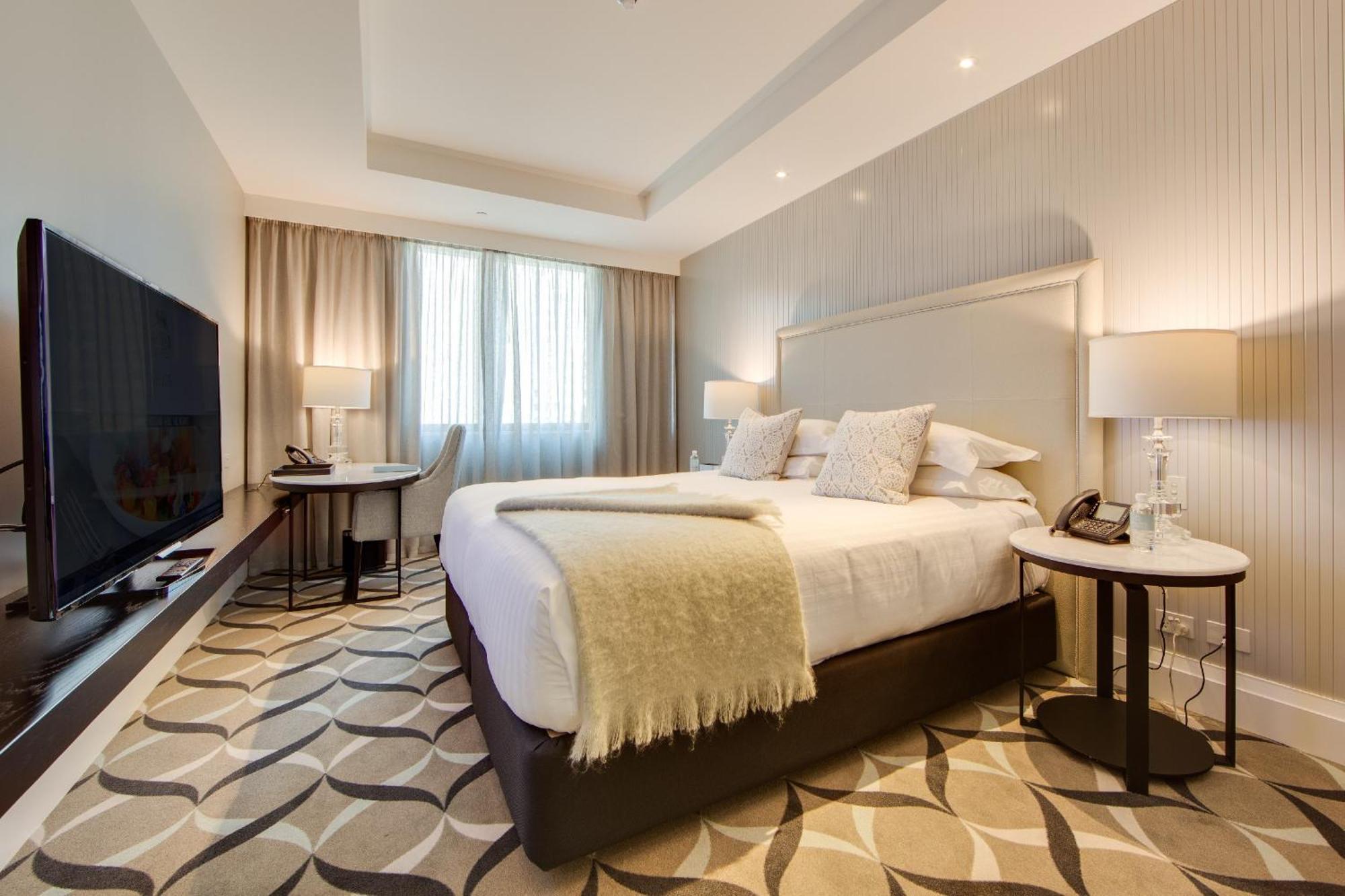 Essential King Room,1746944282:JPEG